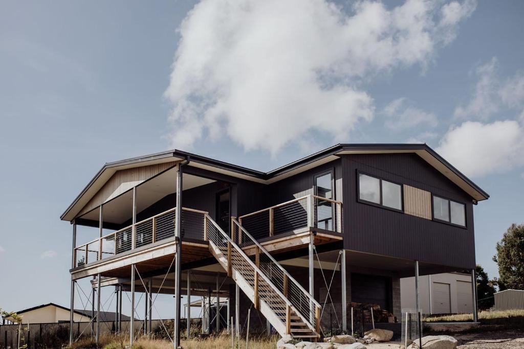 סט הלנס Bayview Lodge - Views Views Views! מראה חיצוני תמונה
